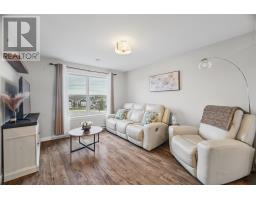 6 Timber Place thumbnail 4