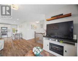 6 Timber Place thumbnail 5