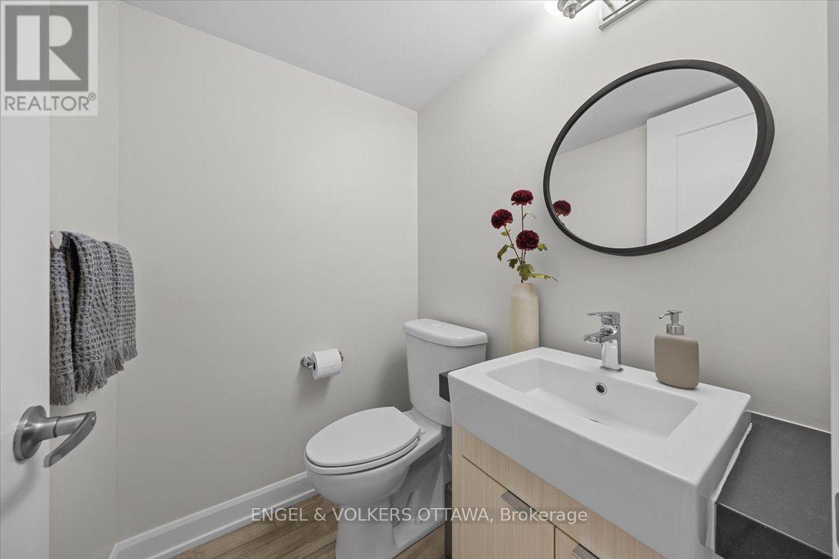 523 DE MAZENOD AVENUE - Image 8