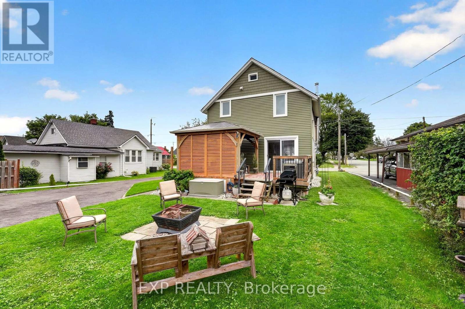 888 STEELE STREET - Image 37