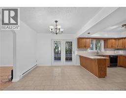 Dining nook - 11 Baxter Court, Fredericton, NB E3B6M2 Photo 19
