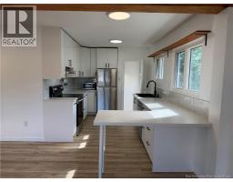 Living room - 85 Ninth Street, Moncton, NB E1E3E5 Photo 10