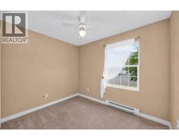 Living room - 301 Worthington Avenue, Moncton, NB E1C0B7 Photo 12