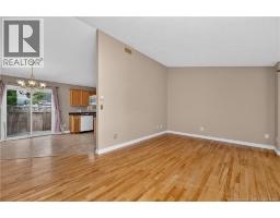 301 Worthington Avenue, photo 3