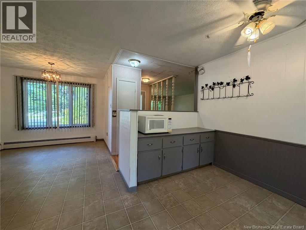 54 Northwest Road - Image 22