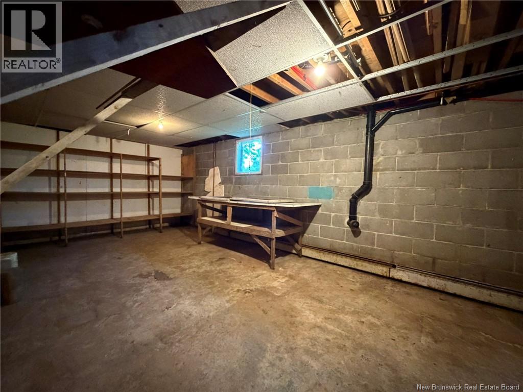 54 Northwest Road - 27