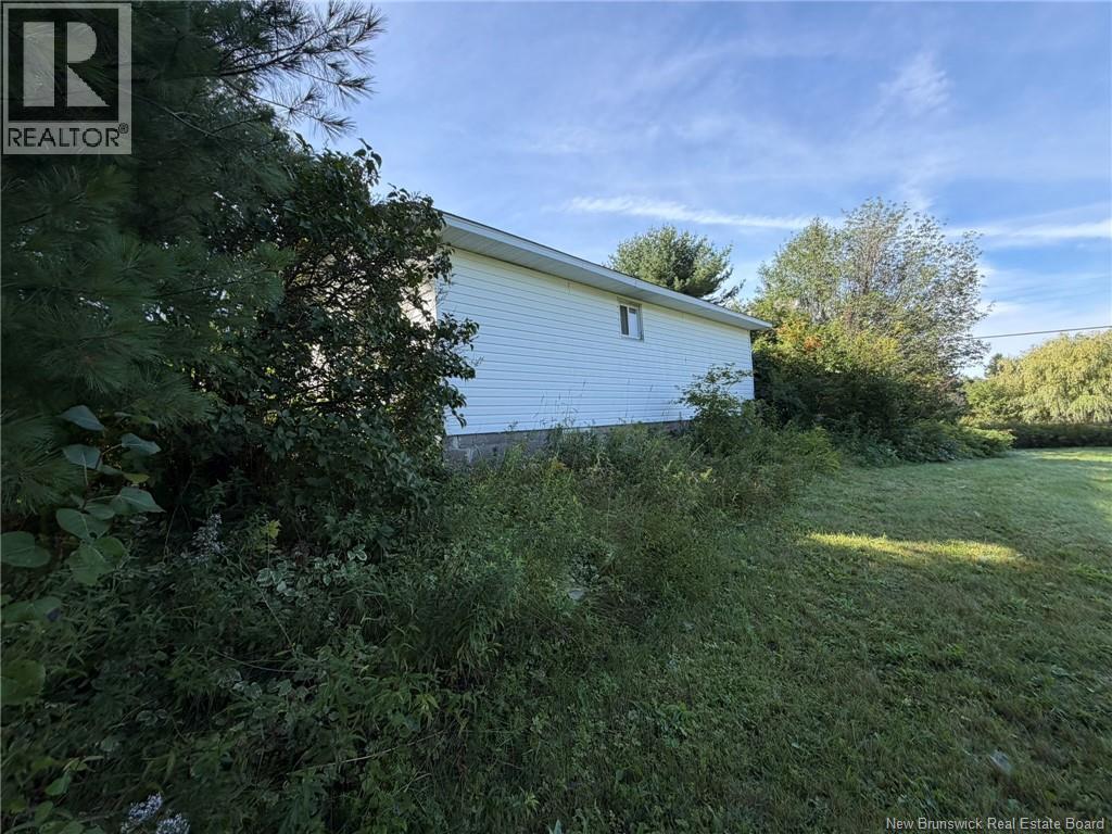 54 Northwest Road - 31