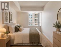 1004 - 2 Covington Road, Toronto, ON M6A3E2 Photo 26