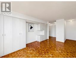 1004 - 2 Covington Road, Toronto, ON M6A3E2 Photo 32