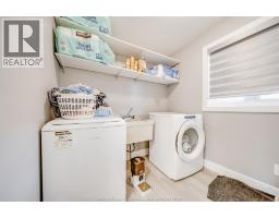 2405 Roxborough Boulevard, Windsor, ON N9E2Z7 Photo 31