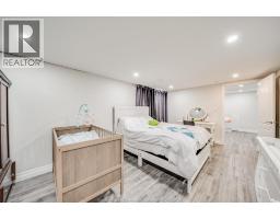 2405 Roxborough Boulevard, Windsor, ON N9E2Z7 Photo 35