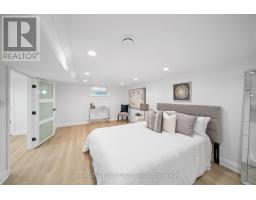 69 Squires Avenue, Toronto, ON M4B2R7 Photo 18