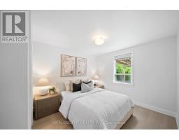 69 Squires Avenue, Toronto, ON M4B2R7 Photo 9