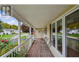30 St James Place, Wasaga Beach, ON L9Z3A8 Photo 9