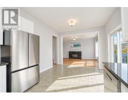 Bedroom 4 - 59 Wheelwright Drive, Richmond Hill, ON L4E5A1 Photo 12