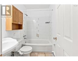 2 Applewood Lane, Dartmouth, NS B2X2Z6 Photo 18