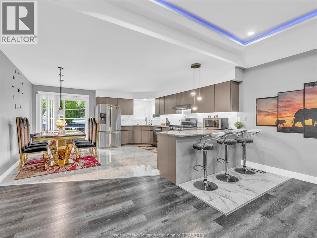 242 GEORGE CRESCENT - 12