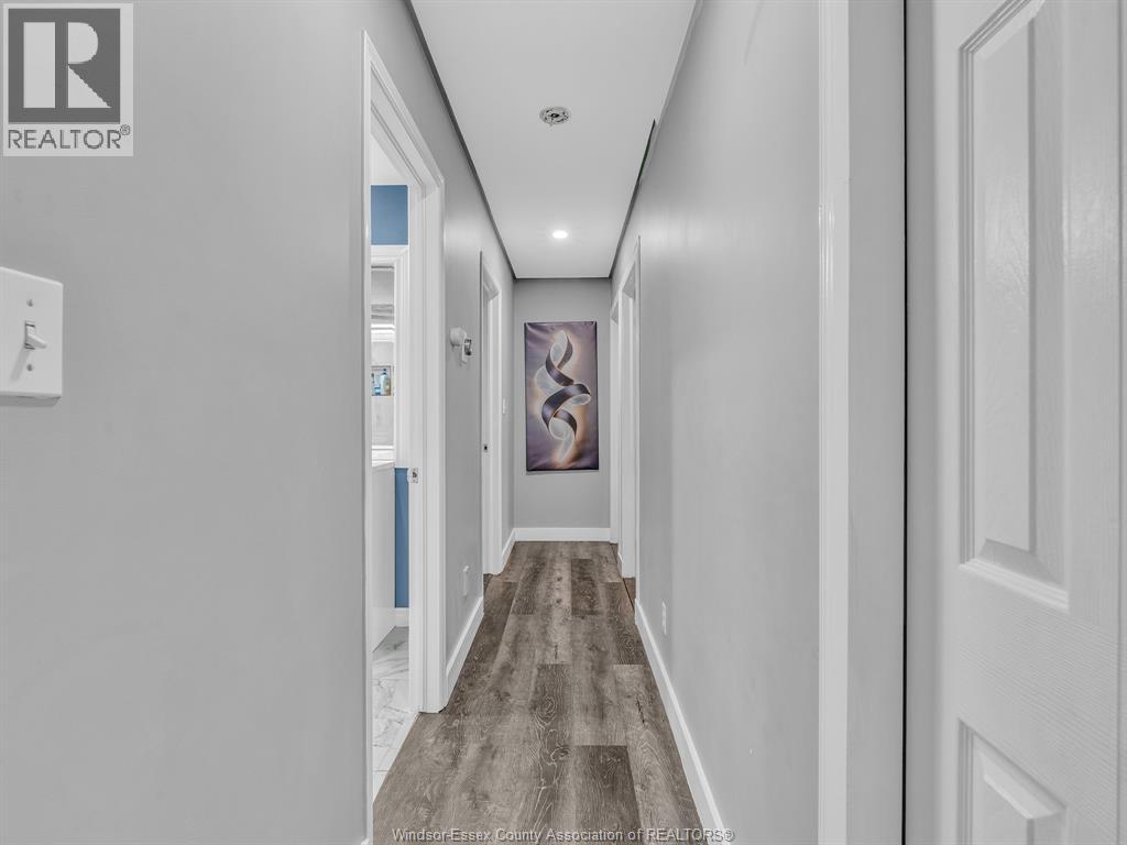 242 GEORGE CRESCENT - 15