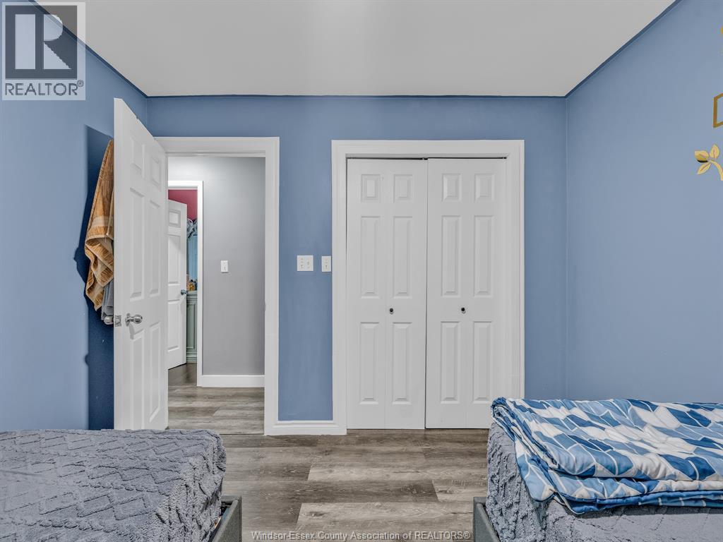 242 GEORGE CRESCENT - 22
