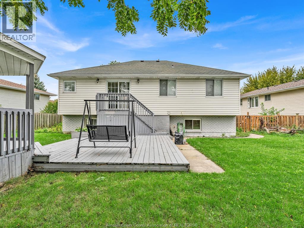 242 GEORGE CRESCENT - 42