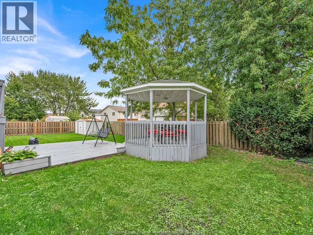 242 GEORGE CRESCENT - Image 44