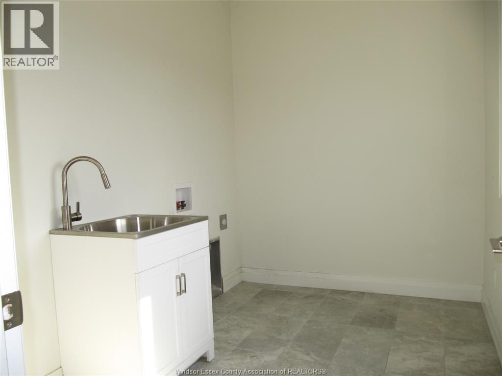 305 Morin Road - 10