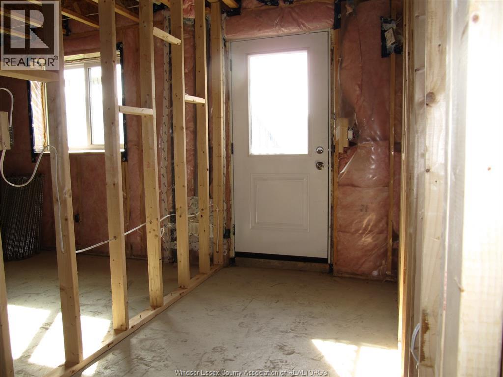 305 Morin Road - 24