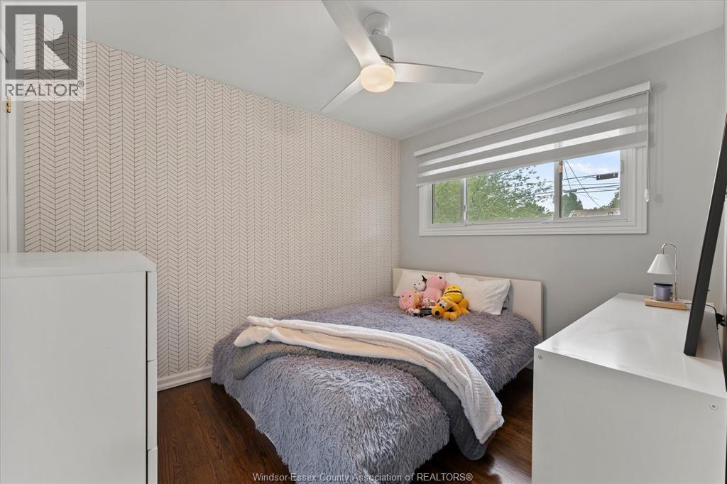3425 Roxborough BOULEVARD - 15