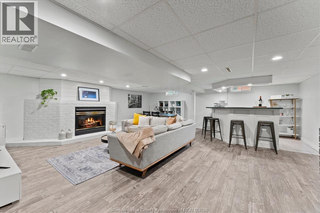 3425 Roxborough BOULEVARD - 16
