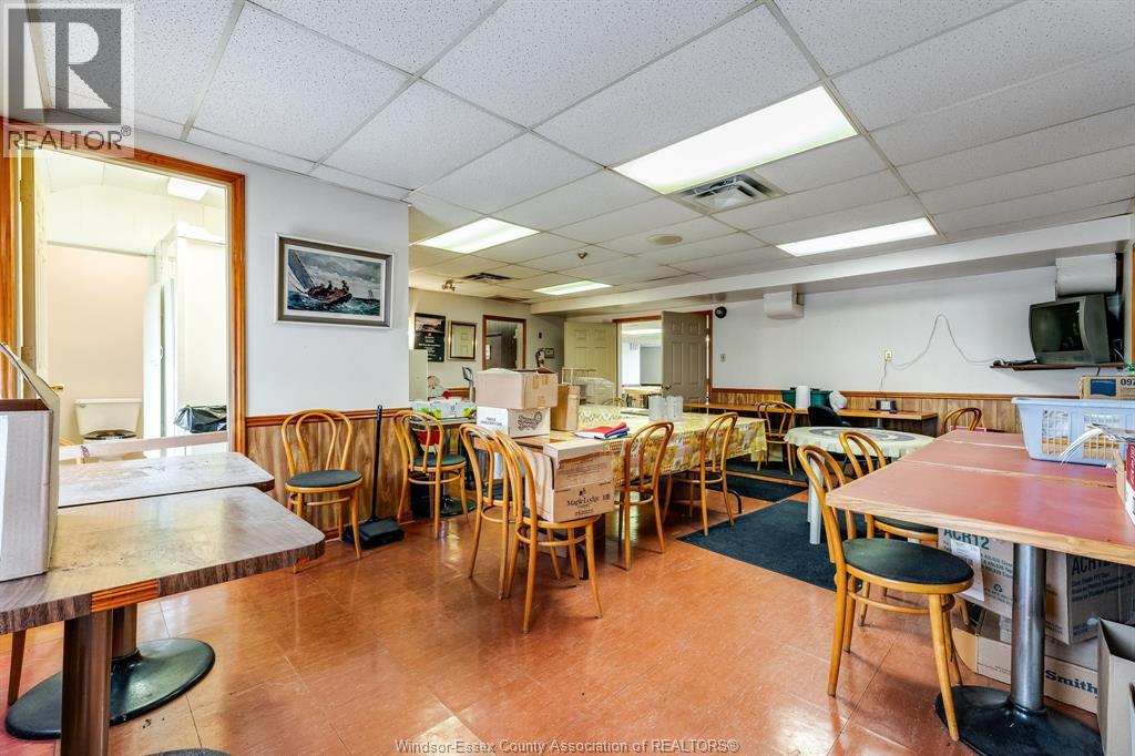 2330-2334 McDougall - 29