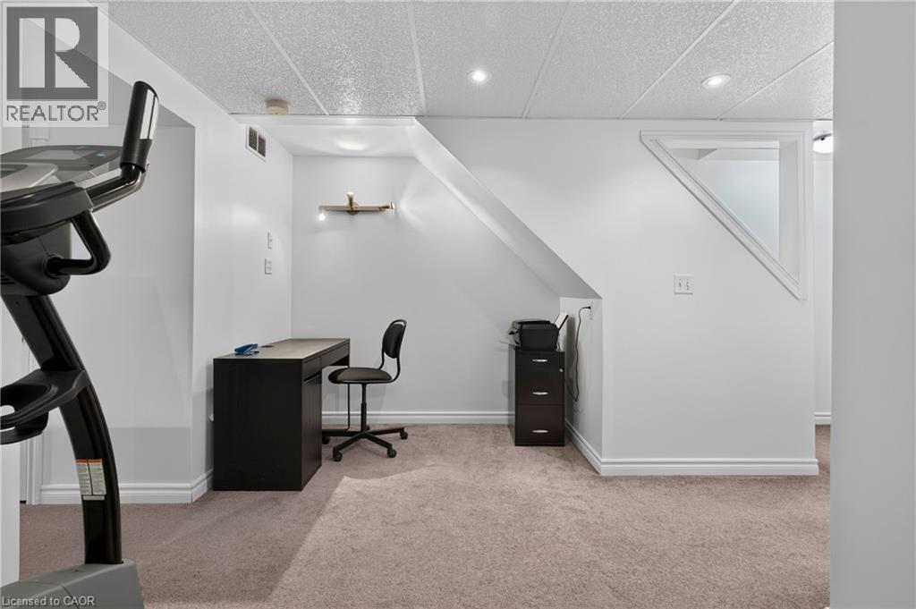 139 GARTH MASSEY Drive - Image 17
