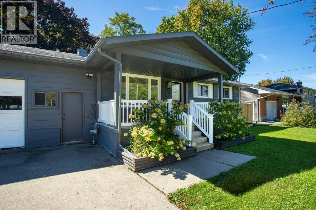3549 Egremont Road — photo 3