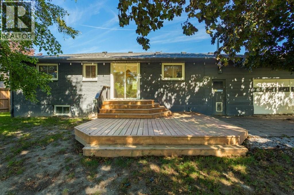 3549 Egremont Road — photo 37