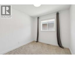 1927 42 Street NW - photo 23