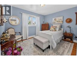 4pc Bathroom - 465 Springbank Crescent, Burlington, ON L7T2W8 Photo 10