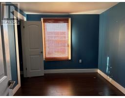 2 Birch Street thumbnail 13
