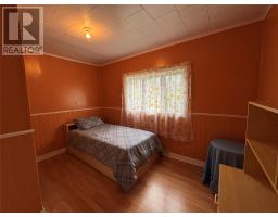 3 Robbins Road thumbnail 23