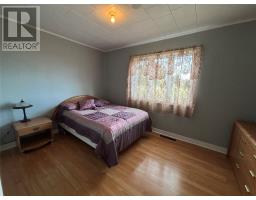3 Robbins Road thumbnail 25