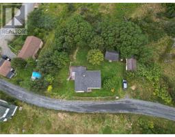 3 Robbins Road thumbnail 6