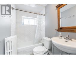 2935 St Clair Avenue E, Toronto, ON M4B1N9 Photo 11
