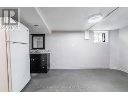 2935 St Clair Avenue E, Toronto, ON M4B1N9 Photo 22
