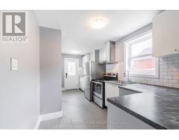 2935 St Clair Avenue E, Toronto, ON M4B1N9 Photo 9