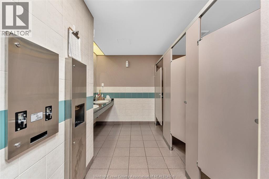 2510 OUELLETTE Unit# 302, Windsor — photo 23