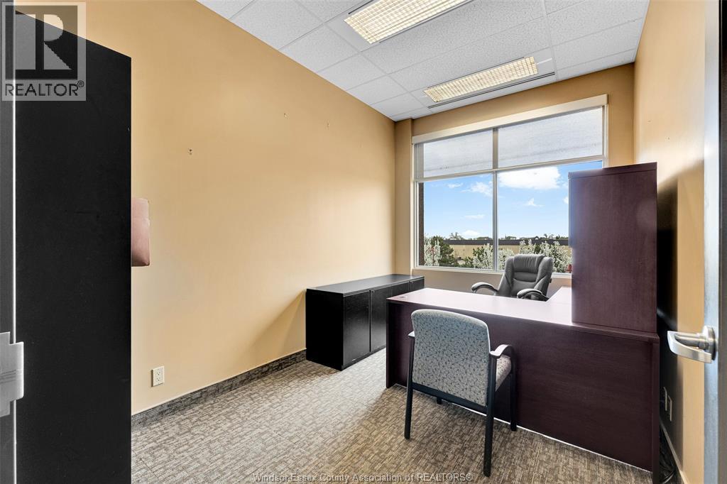 2510 OUELLETTE Unit# 302, Windsor — photo 45