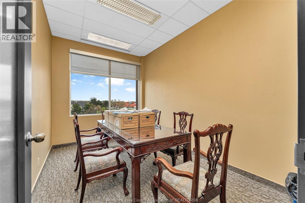 2510 OUELLETTE Unit# 302, Windsor — photo 47