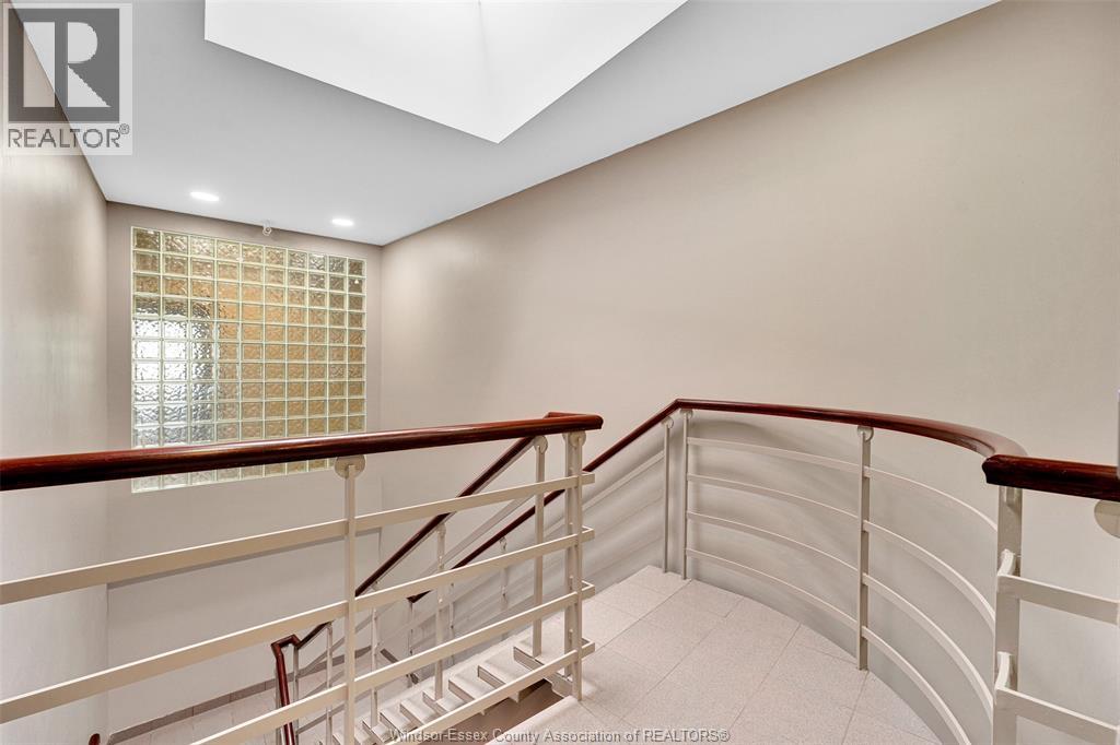 2510 OUELLETTE Unit# 302, Windsor — photo 48