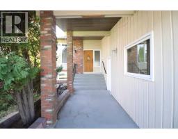 78 Tudor Boulevard S - photo 2