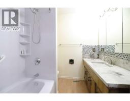 78 Tudor Boulevard S - photo 18