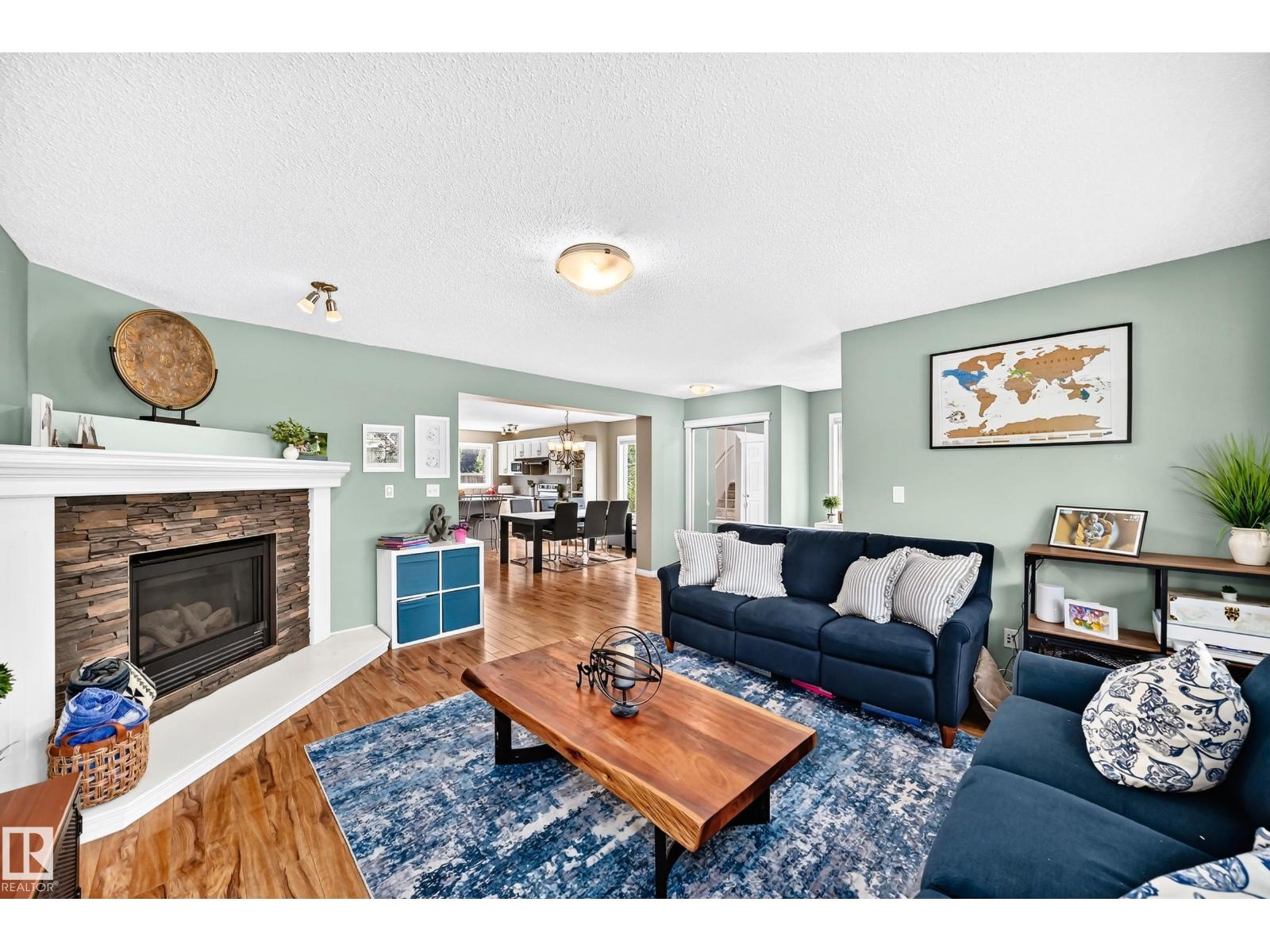 7839 14 AV SW - 20