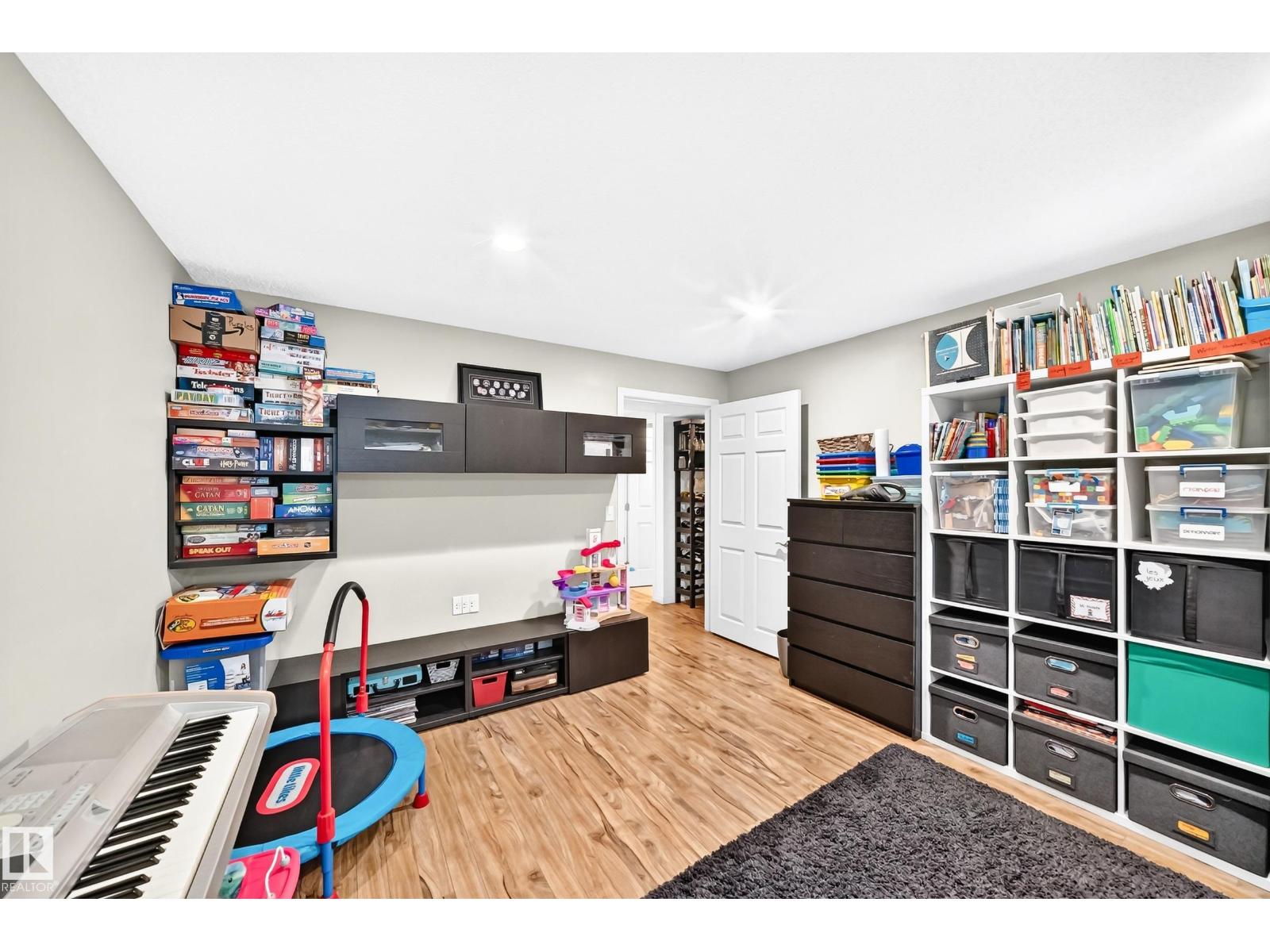 Photo 36
